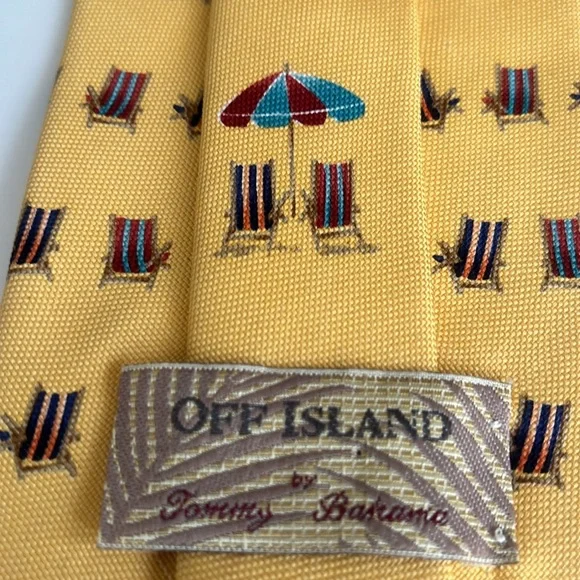 Tommy Bahama’s Off Island Imported Silk Tie with Beach Chairs Made in USA - Picture 5 of 7